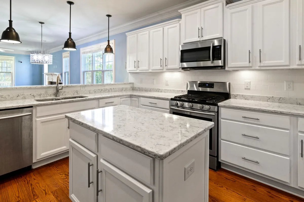 Filth & Squalor Cleanup in Orchard Lake Village, MI